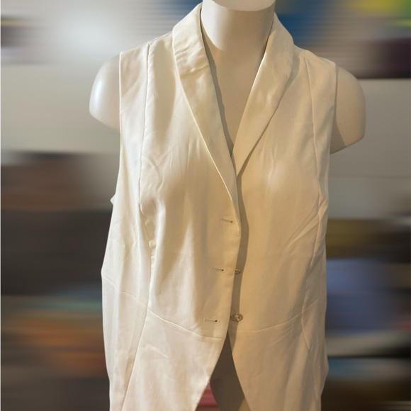 Torrid White Vest for Women - Picture 7 of 8